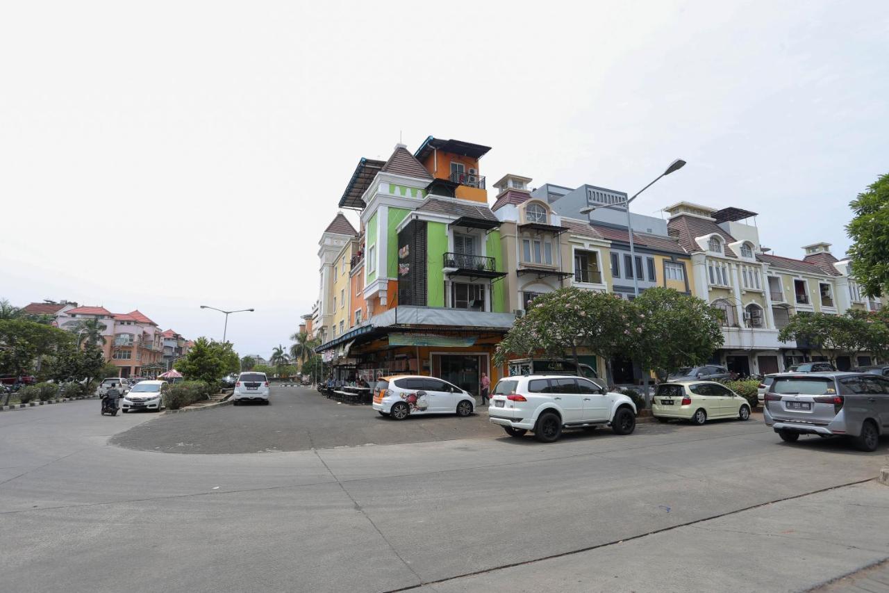 Amethyst Cengkareng Syariah Hotel Jakarta Exterior photo